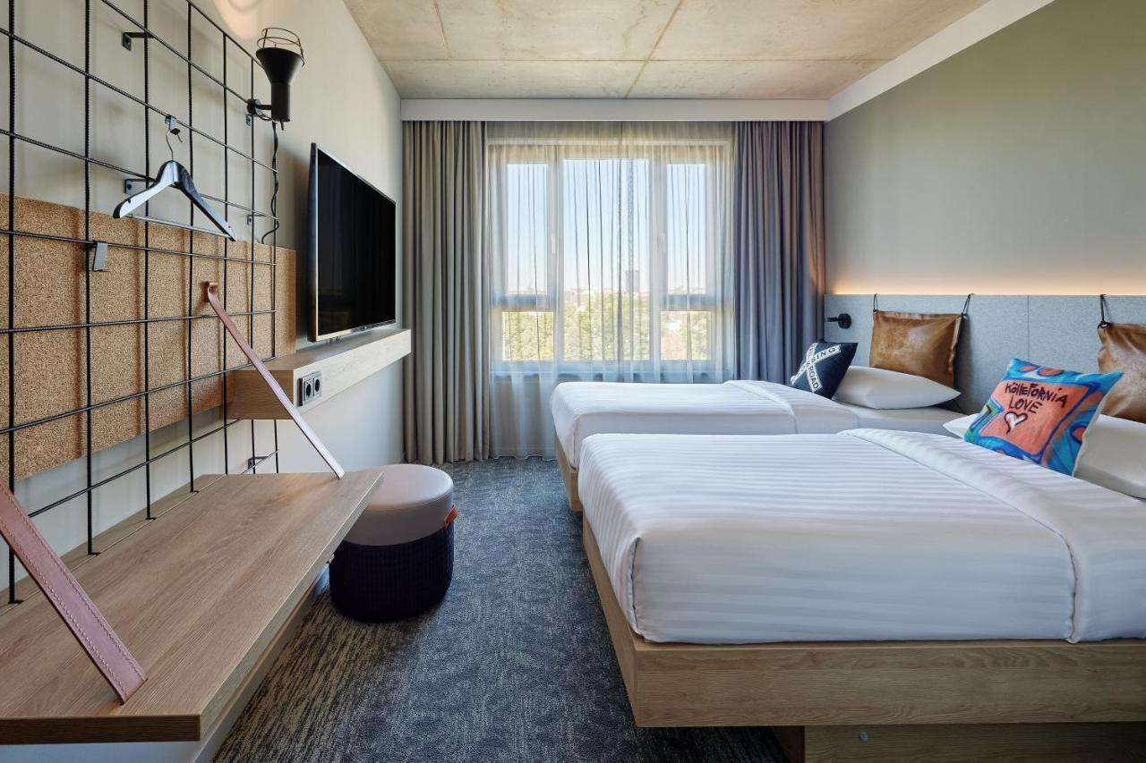 Moxy Cologne Muelheim Otel Dış mekan fotoğraf