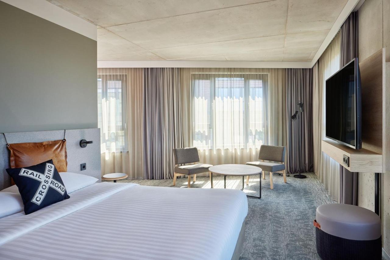 Moxy Cologne Muelheim Otel Dış mekan fotoğraf