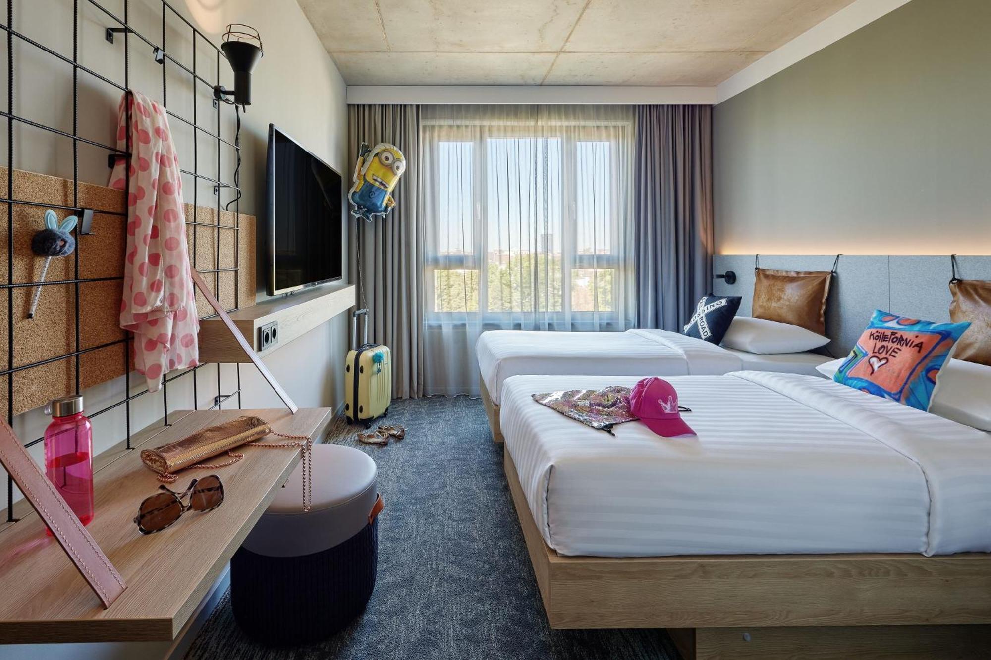 Moxy Cologne Muelheim Otel Dış mekan fotoğraf