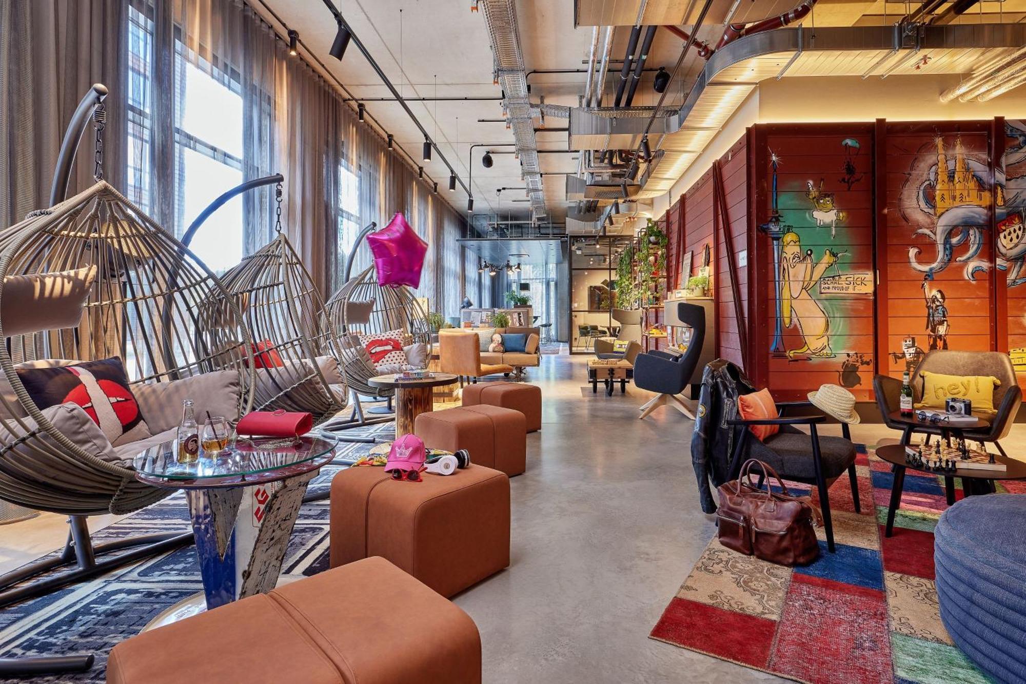 Moxy Cologne Muelheim Otel Dış mekan fotoğraf